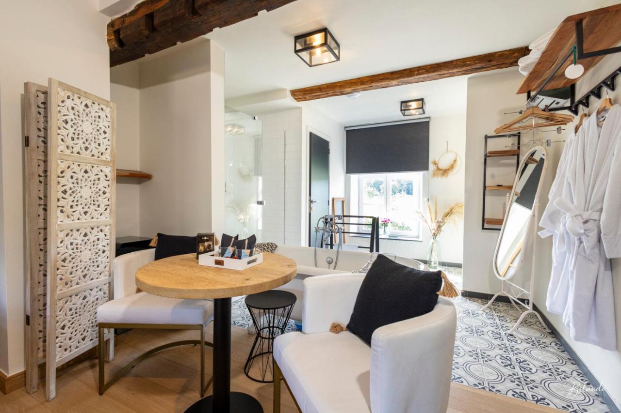 La Chocolaterie Bed & Breakfast Roly ภายนอก รูปภาพ